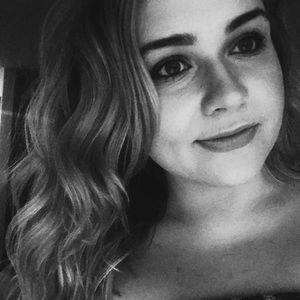 Meet your Posher, Courtney